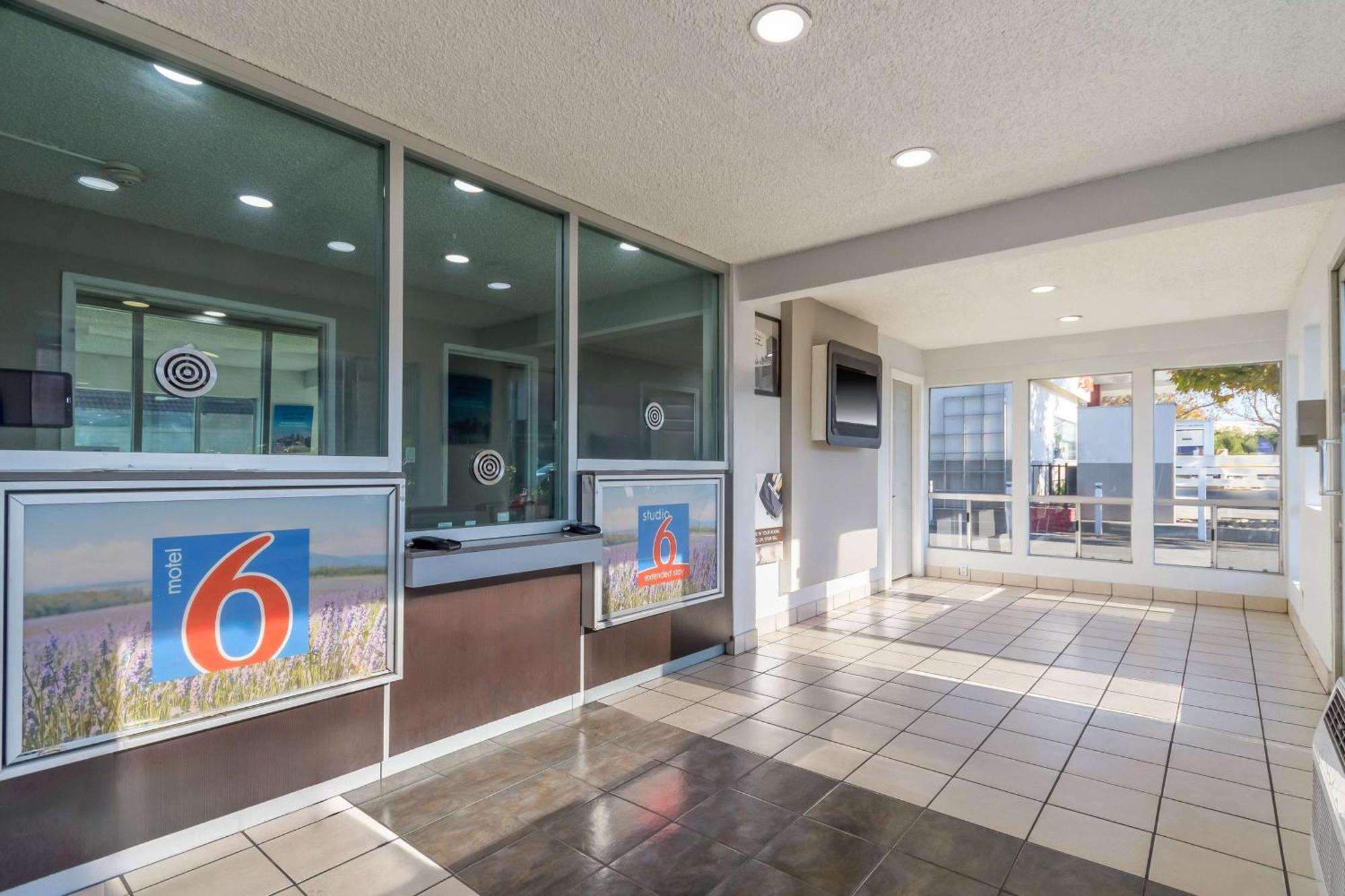 Motel 6 Hayward, Ca- Silicon Valley Gateway Exterior photo